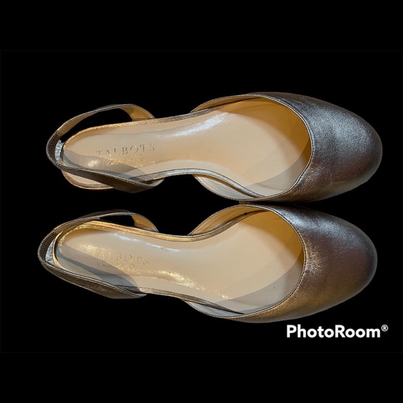 Talbots Gold Metallic Flat Shoes with Elasticized Back - Picture 3 of 4
